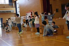 1年生を迎える会の様子8