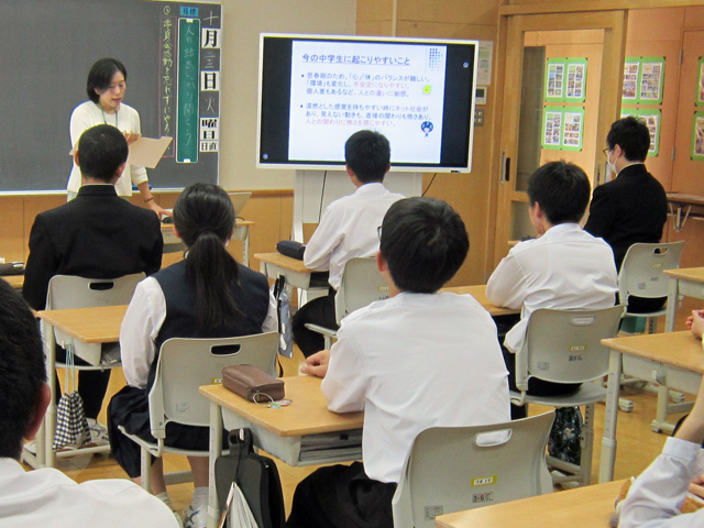 ３年心の健康教室の様子1