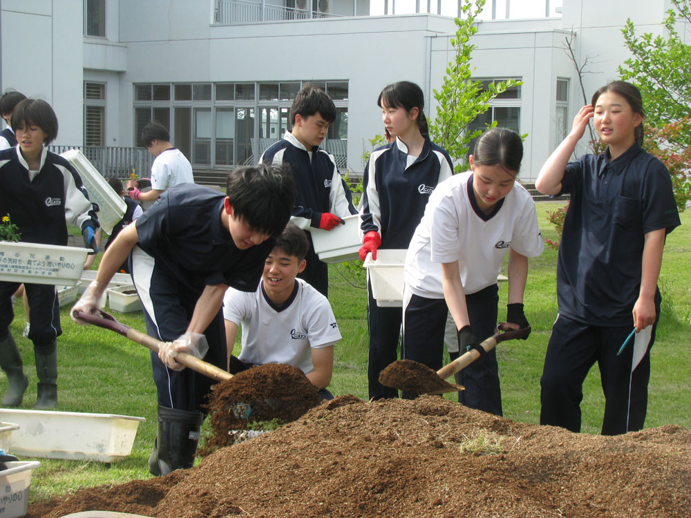 菜園活動の様子3