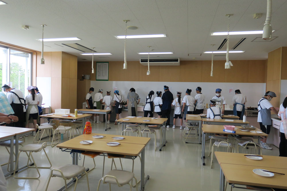 学校訪問の様子1