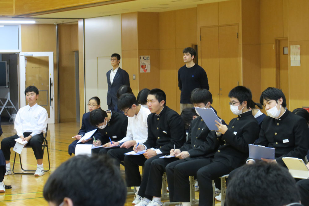 ２年救急救命講習会の様子3