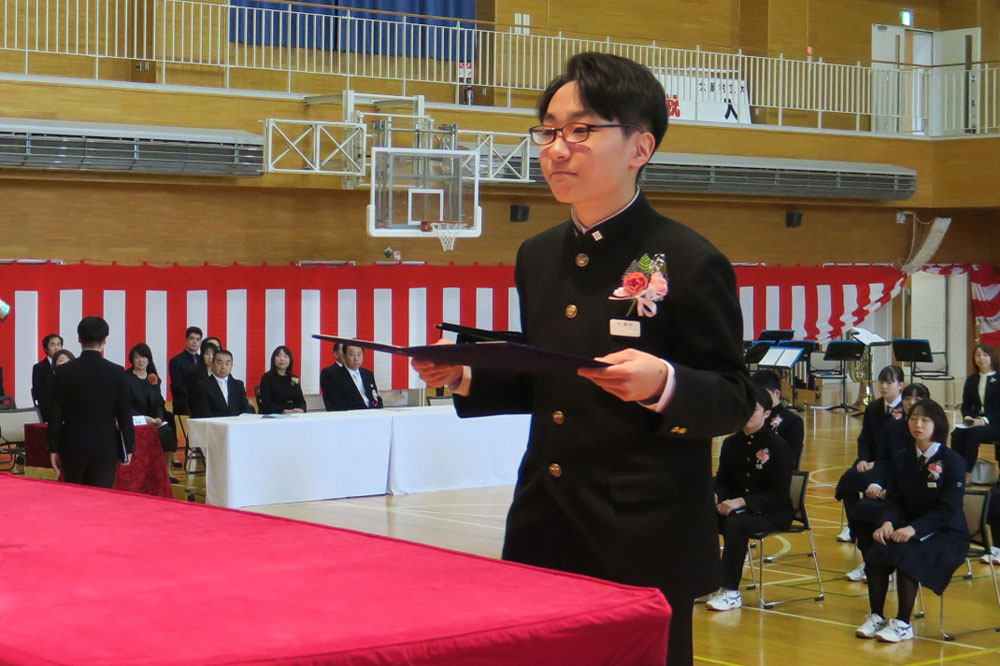 卒業証書授与式の様子10