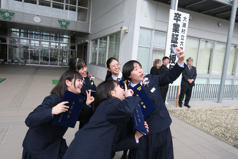 卒業証書授与式の様子54