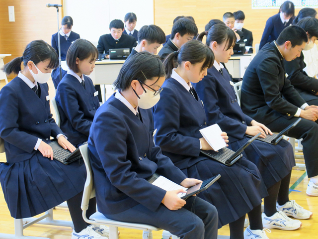 前期生徒総会の様子4