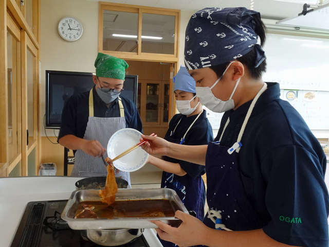 調理実習の様子4