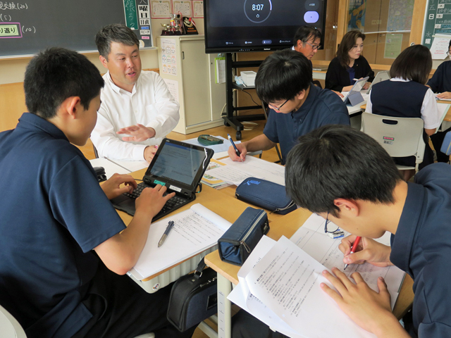 3年村議会議員さんとの意見交換の様子5