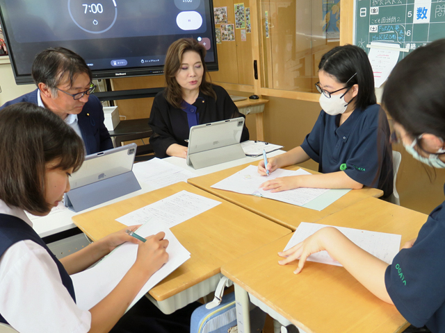 3年村議会議員さんとの意見交換の様子6