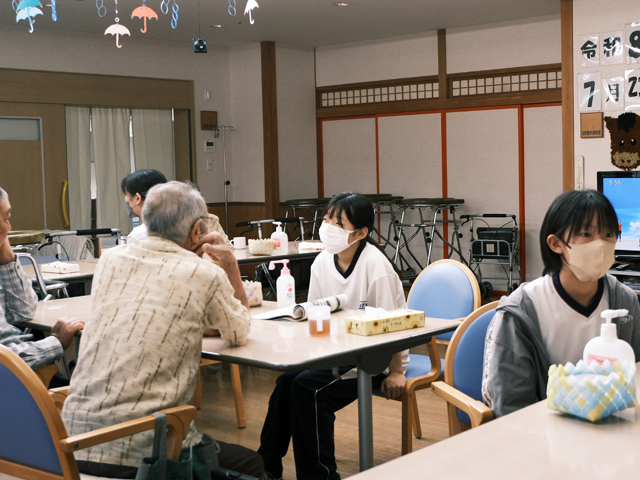 2年職場体験の様子13