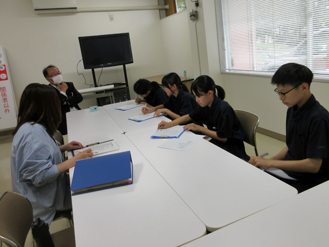 １年校外学習の様子1